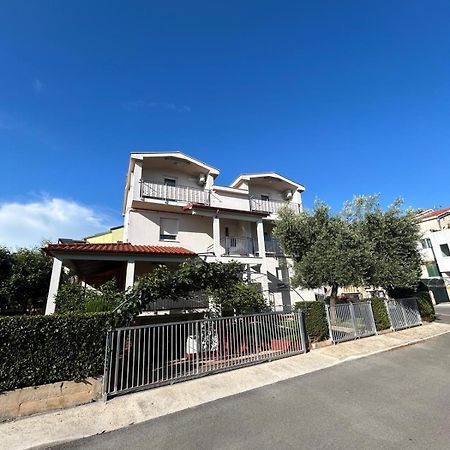 Lipa Apartman Zára Kültér fotó