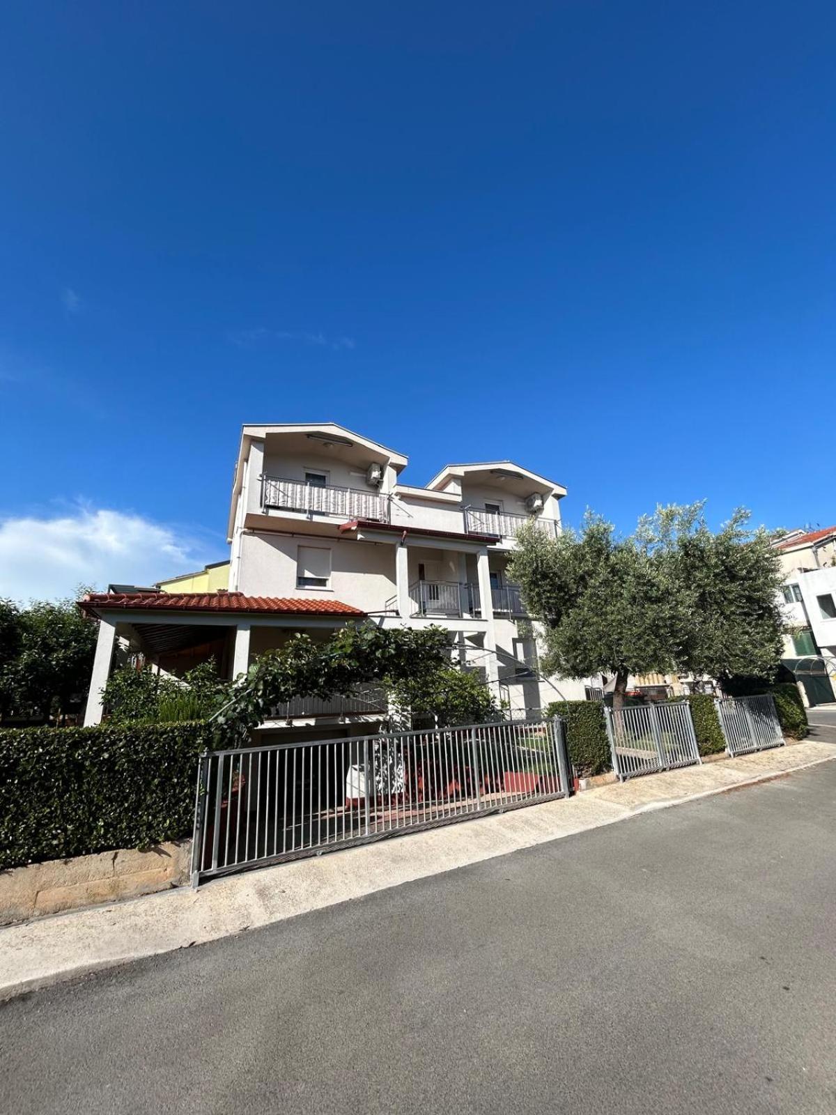 Lipa Apartman Zára Kültér fotó