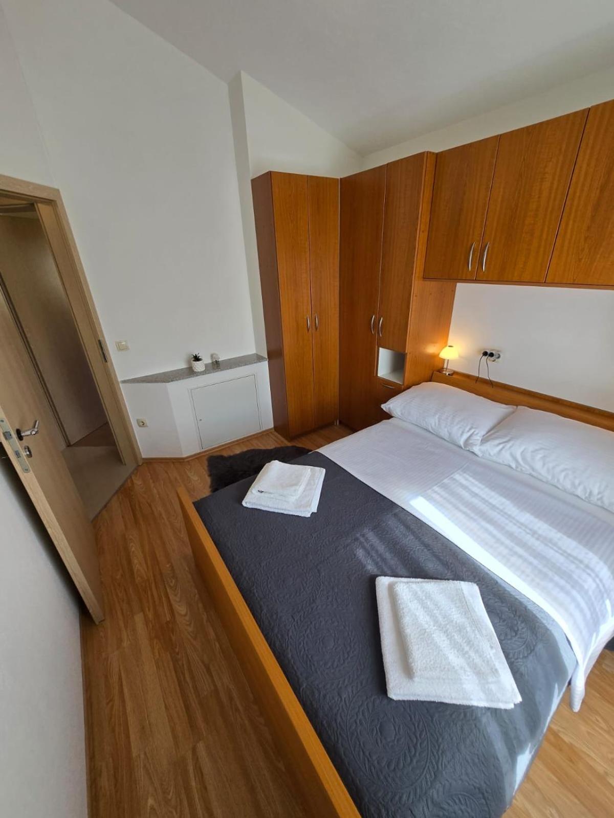 Lipa Apartman Zára Kültér fotó